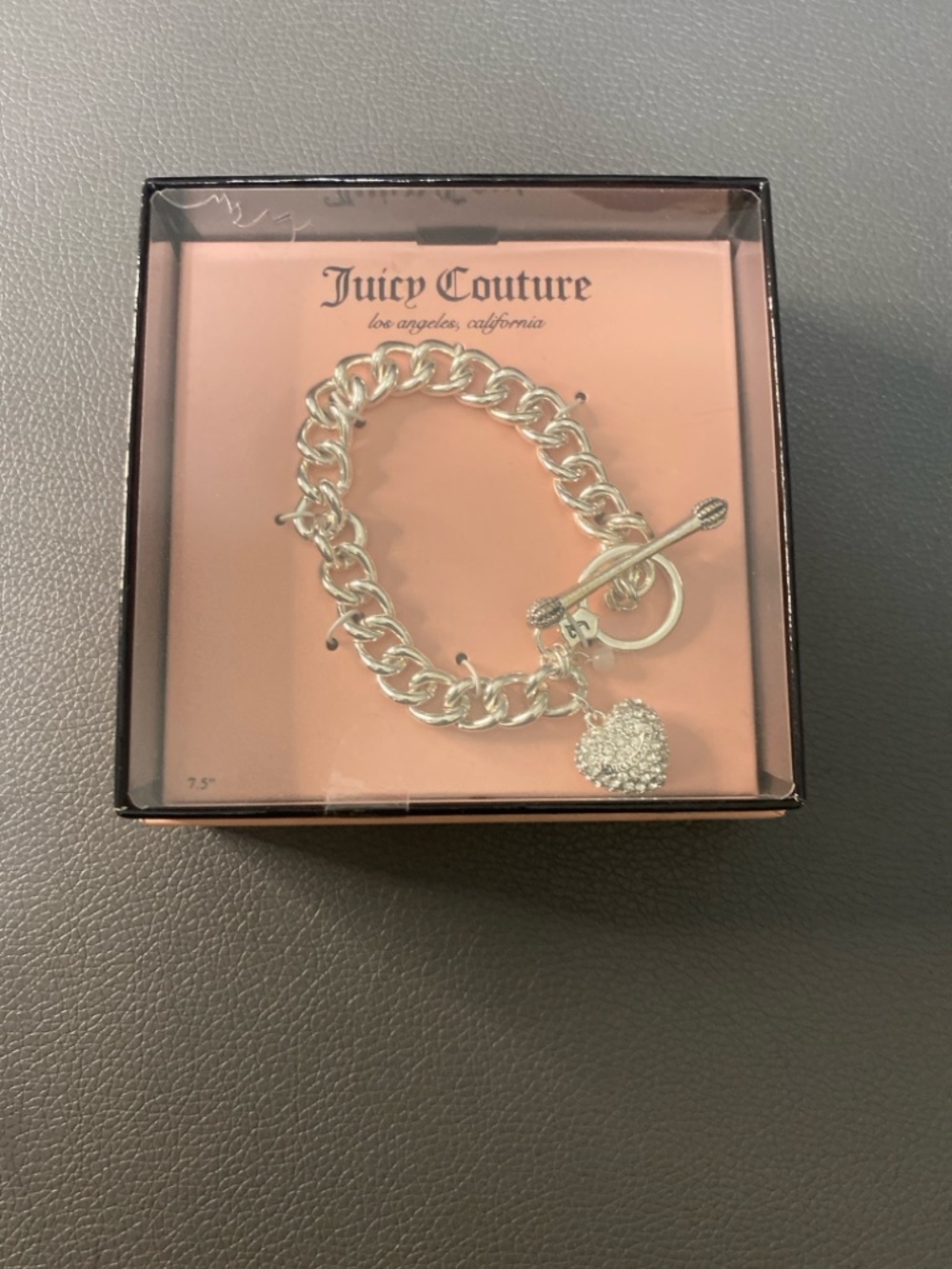 NIB Juicy Couture Silver Crystal Heart Charm Toggle Bracelet - Picture 2 of 3